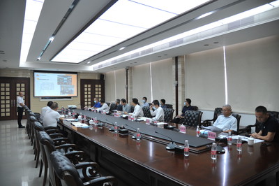 鄭曉毅副市長帶隊調研市農業控股集團