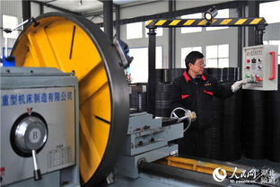 高清組圖 三峽壩區(qū)工廠生產忙 移民群眾家門口好就業(yè)